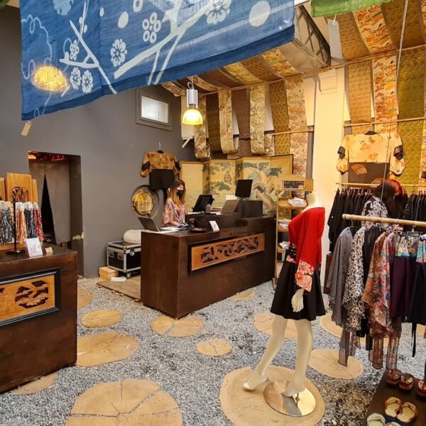AOI Concept Store