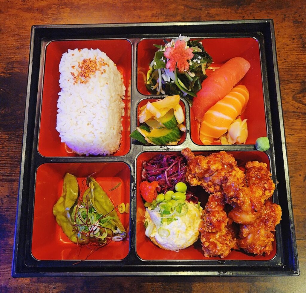 MOMIJI Japanese Street Food